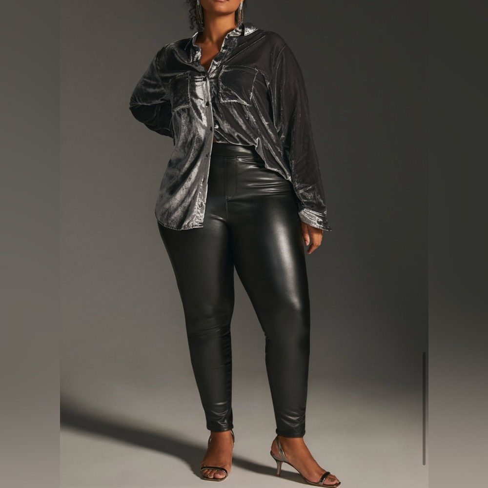 Pilcro by Anthropologie Relaxed Velvet
Buttondown - Picture 3 of 5